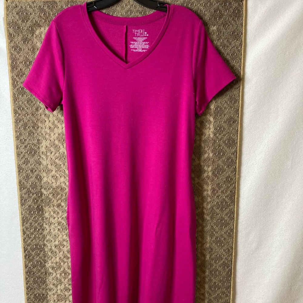 Time and Tru HOT PINK dress. Size M